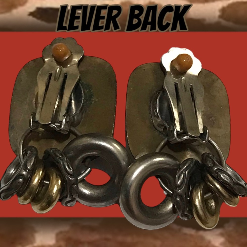 SALE | 80s Brutalist Elephant Safari Detachable Dangling Hoop Clip-On Earrings - Picture 6 of 8